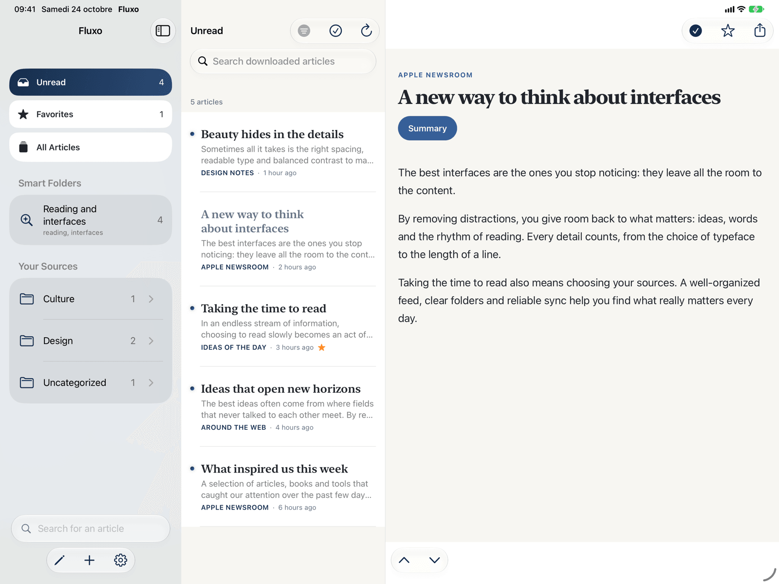 Fluxo Reader’s three-column library on iPad.